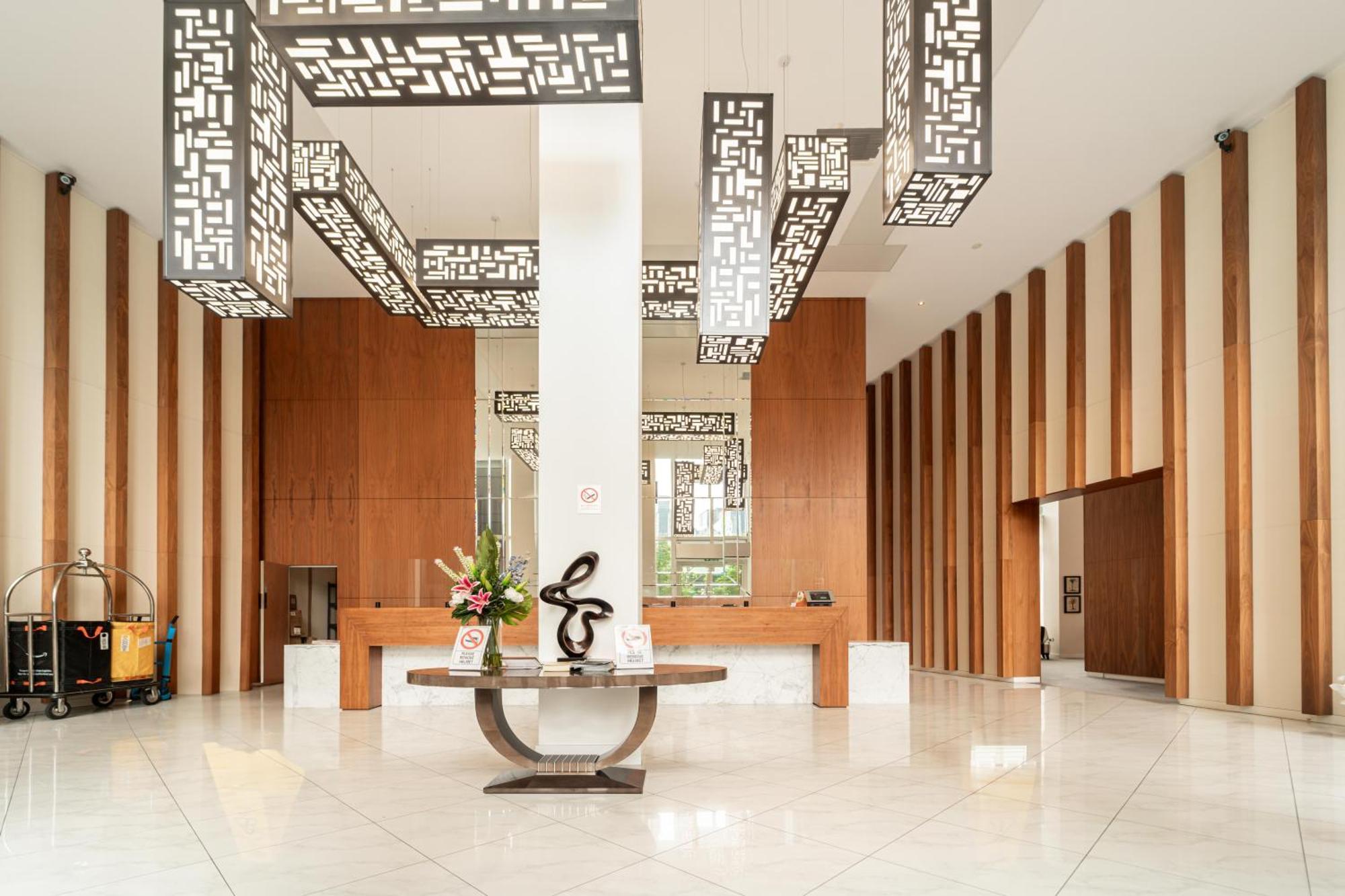Stylish And Comfortable Canary Wharf Apartment Perfect For Long Stays Londra Exterior foto
